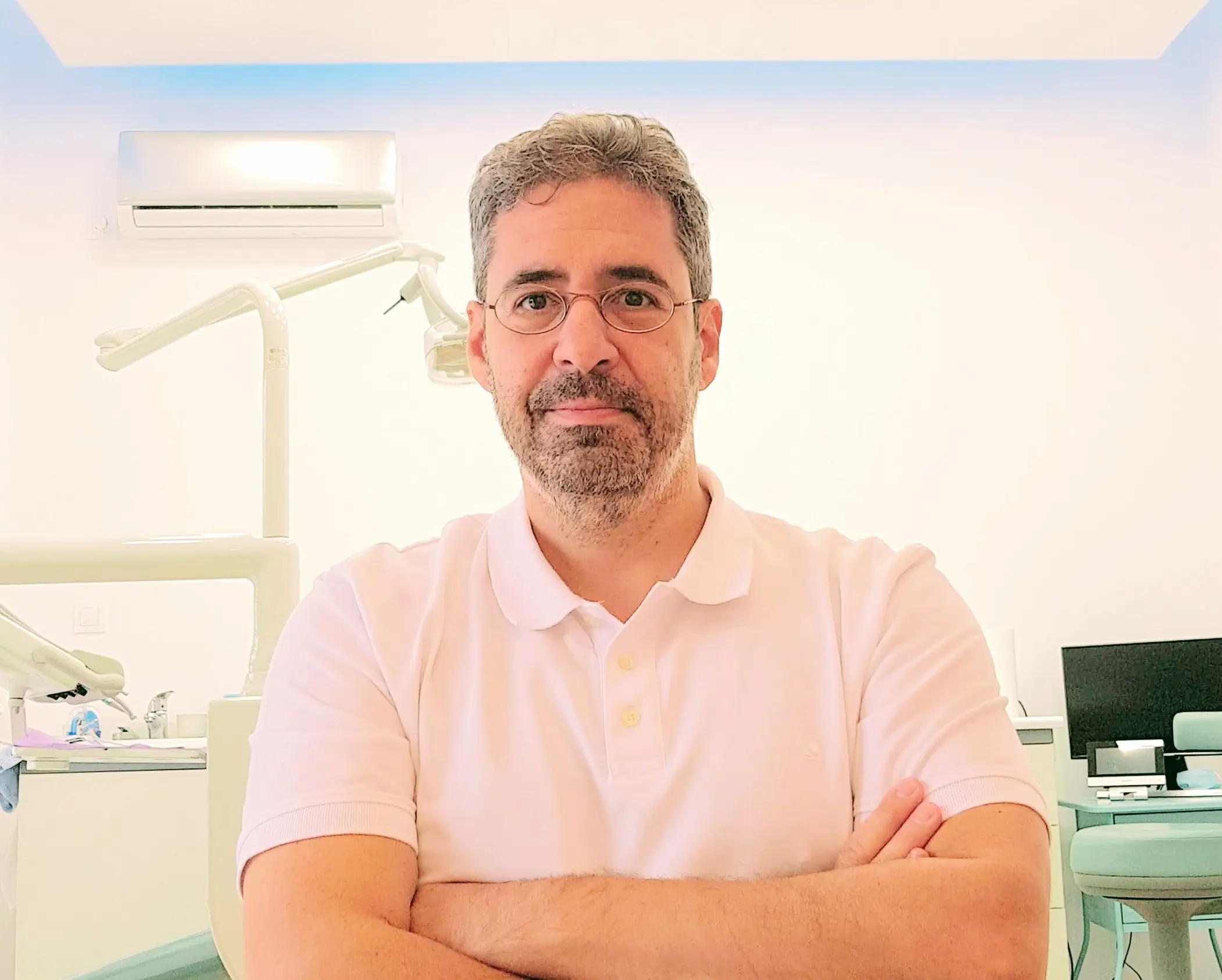 Οδοντίατρος Άγγελος Μοσχόπουλος